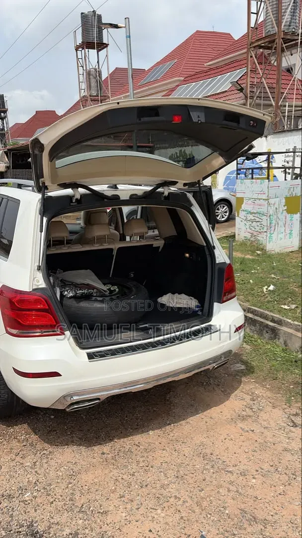 Mercedes-Benz GLK-Class Base GLK 250 BlueTEC 4dr AWD 4MATIC (2.1L 4cyl)