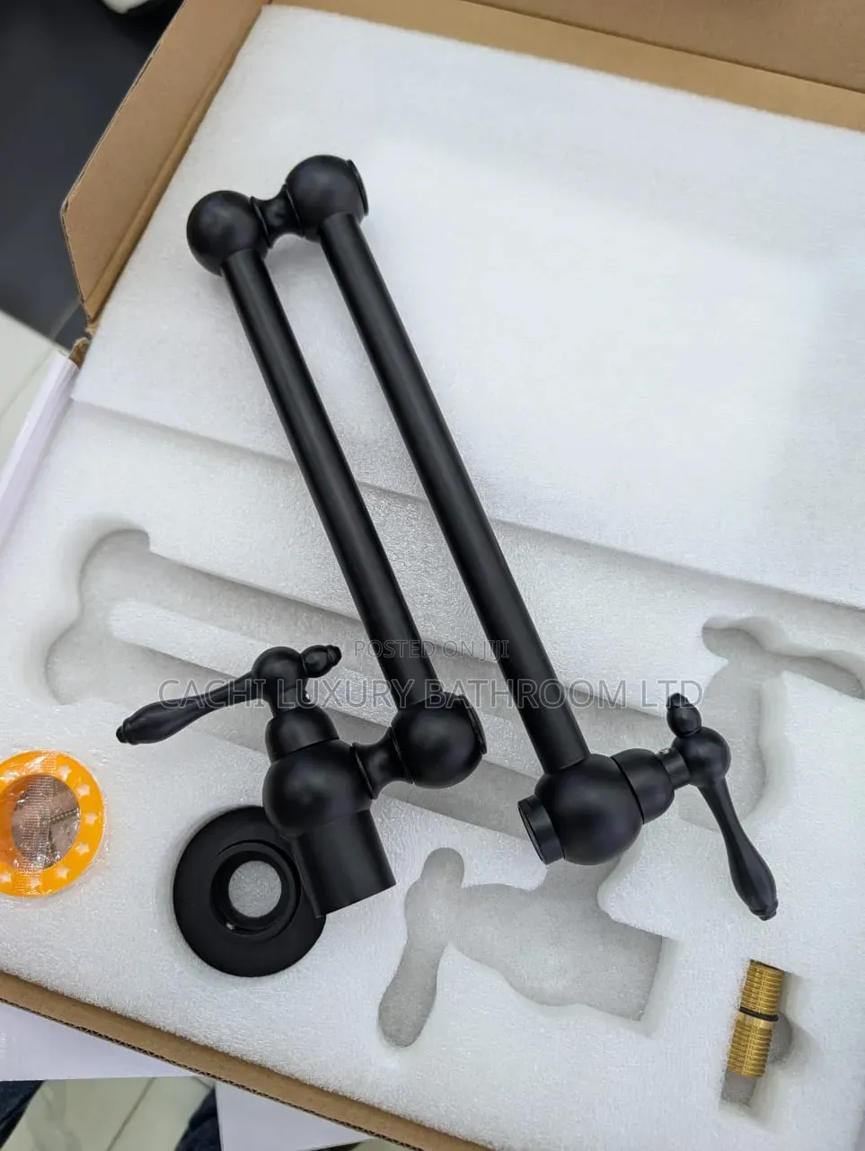 Vintage-Style Wall-Mounted Pot Filler Tap