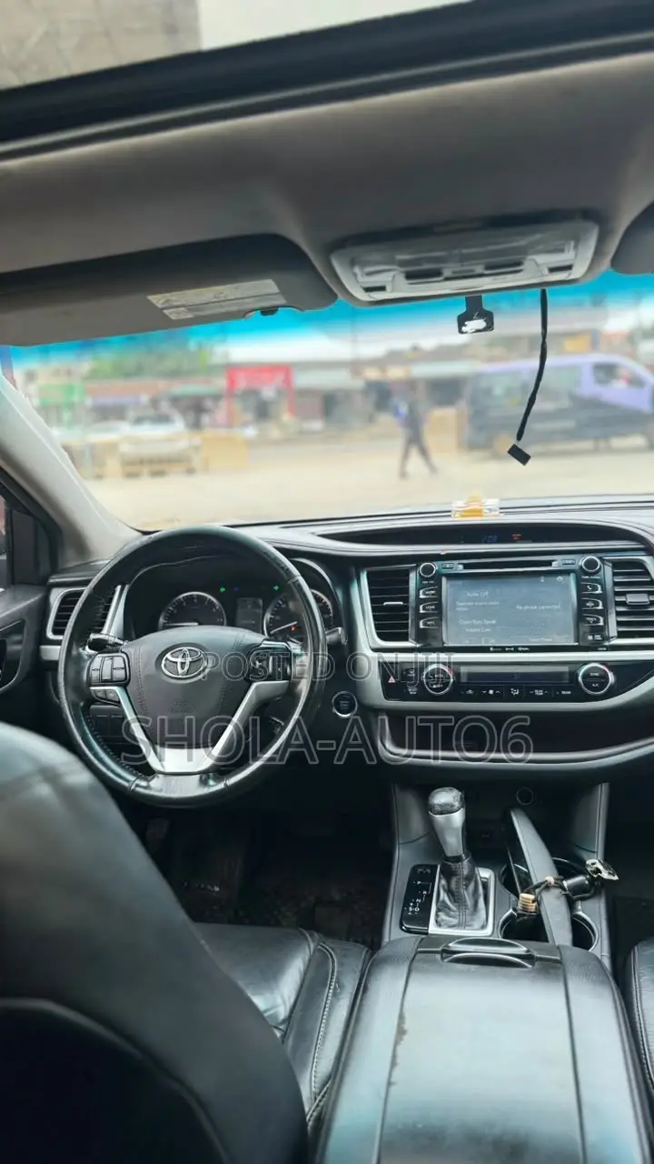 Toyota Highlander Limited 4x4 V6 (3.5L 6cyl 8A) 2017 Black