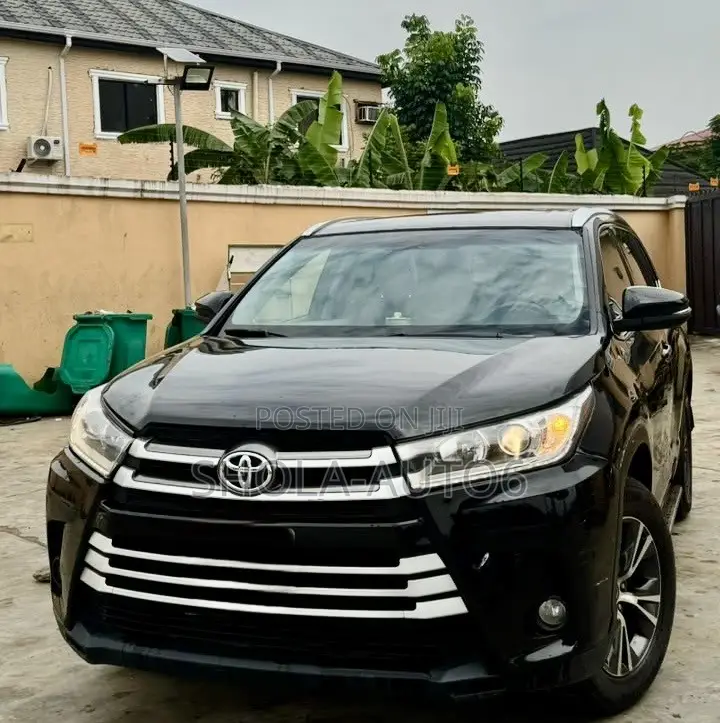 Toyota Highlander Limited 4x4 V6 (3.5L 6cyl 8A) 2017 Black