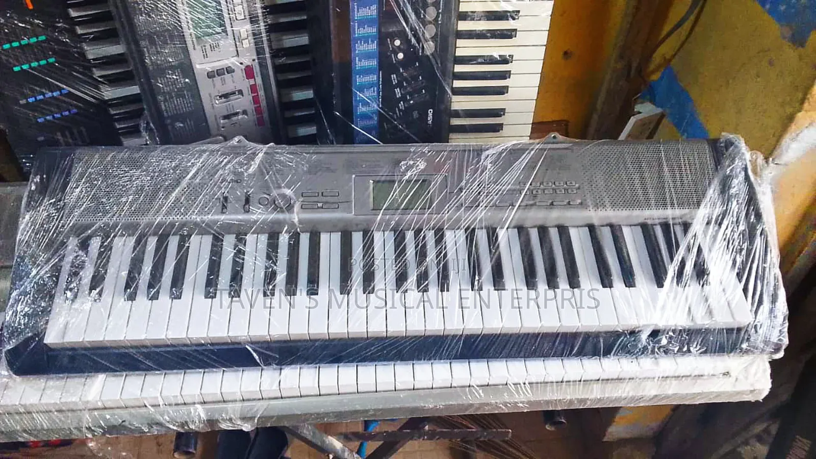 Casio LK-125 Electronic Keyboard Piano