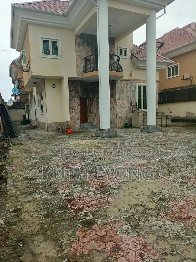 6bdrm Duplex in Lekki Phase 1 for rent