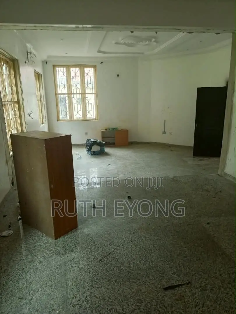 6bdrm Duplex in Lekki Phase 1 for rent
