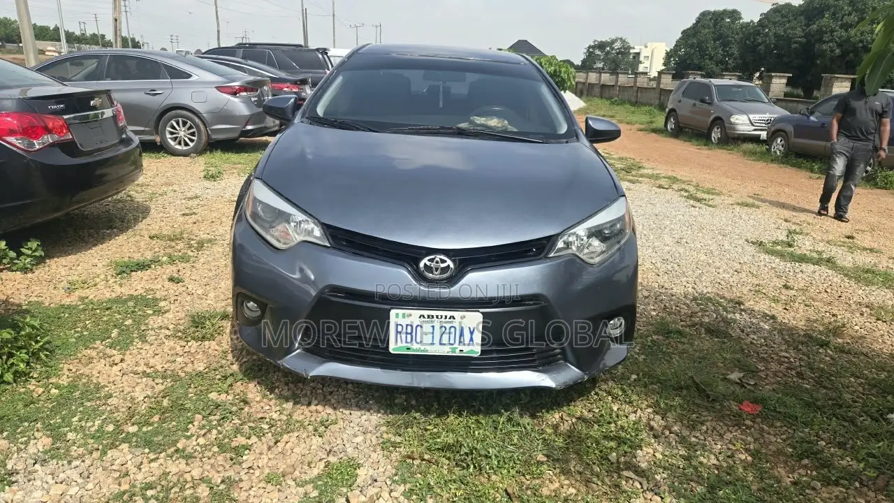 Toyota Corolla LE 4dr Sedan (1.8L 4cyl CVT) 2016 Blue