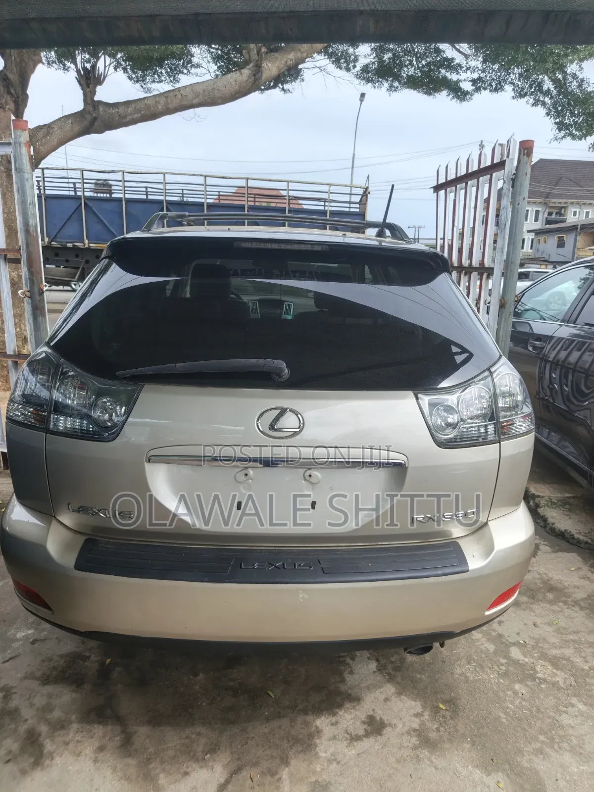 Lexus RX 330 2004 Gold