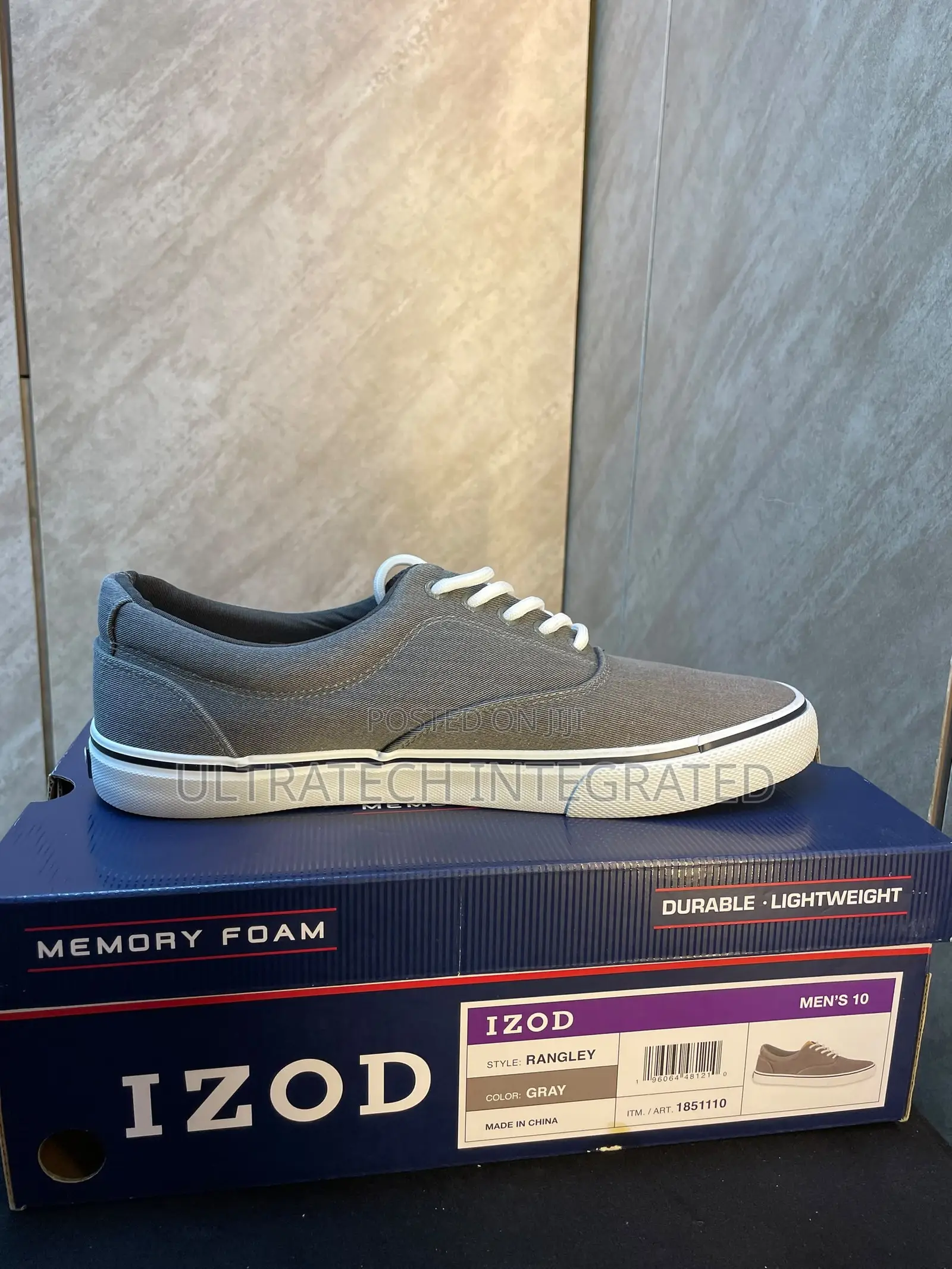 IZOD Men’s Rangley Canvas Memory Foam Lace-Up Sneaker