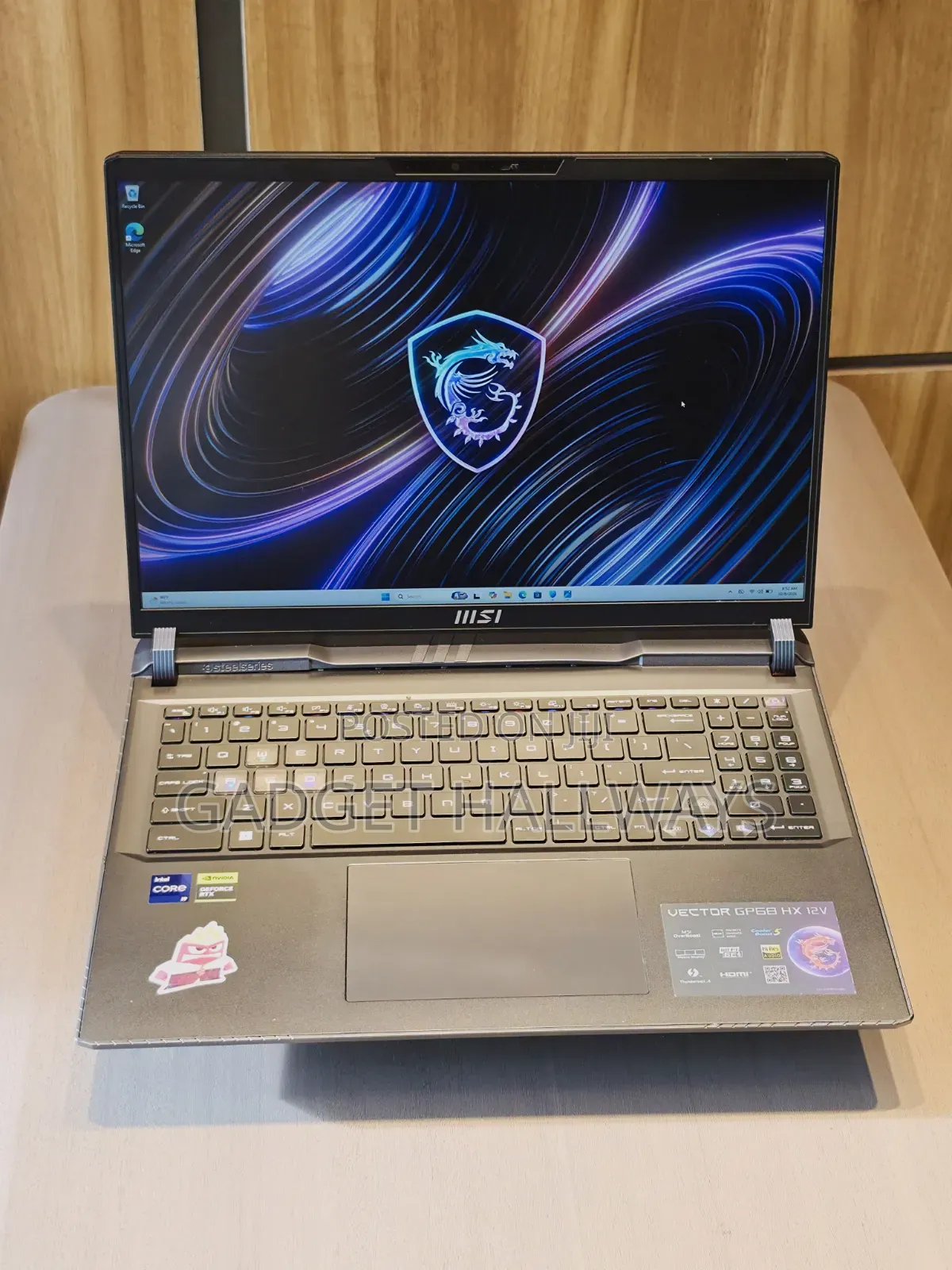 Laptop MSI Vector GP66HX 12UGS 16GB Intel Core i9 SSD 1T
