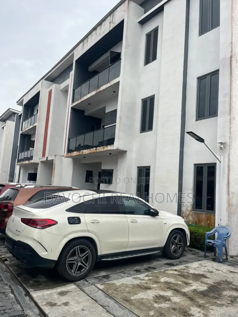 3bdrm Apartment in Ikate for rent