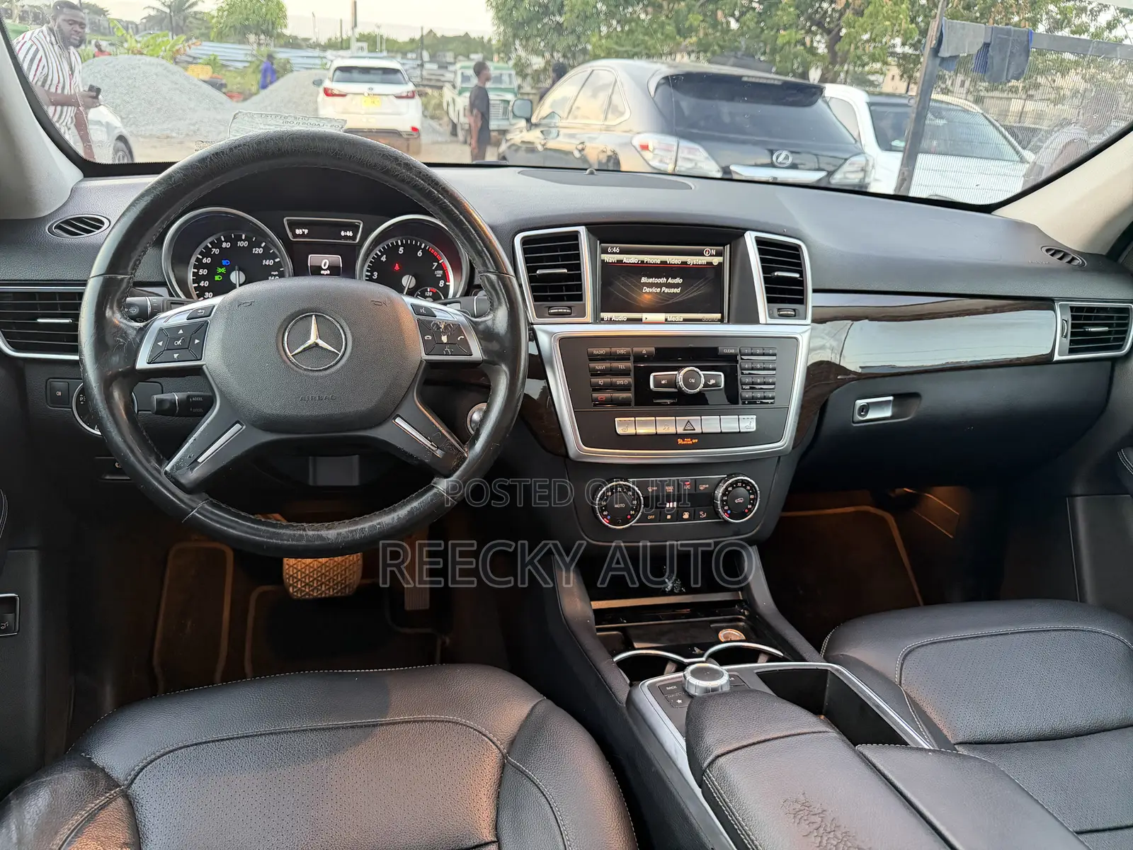 Mercedes-Benz M Class ML350 4MATIC 4dr SUV AWD (3.5L 6cyl 7A) 2015