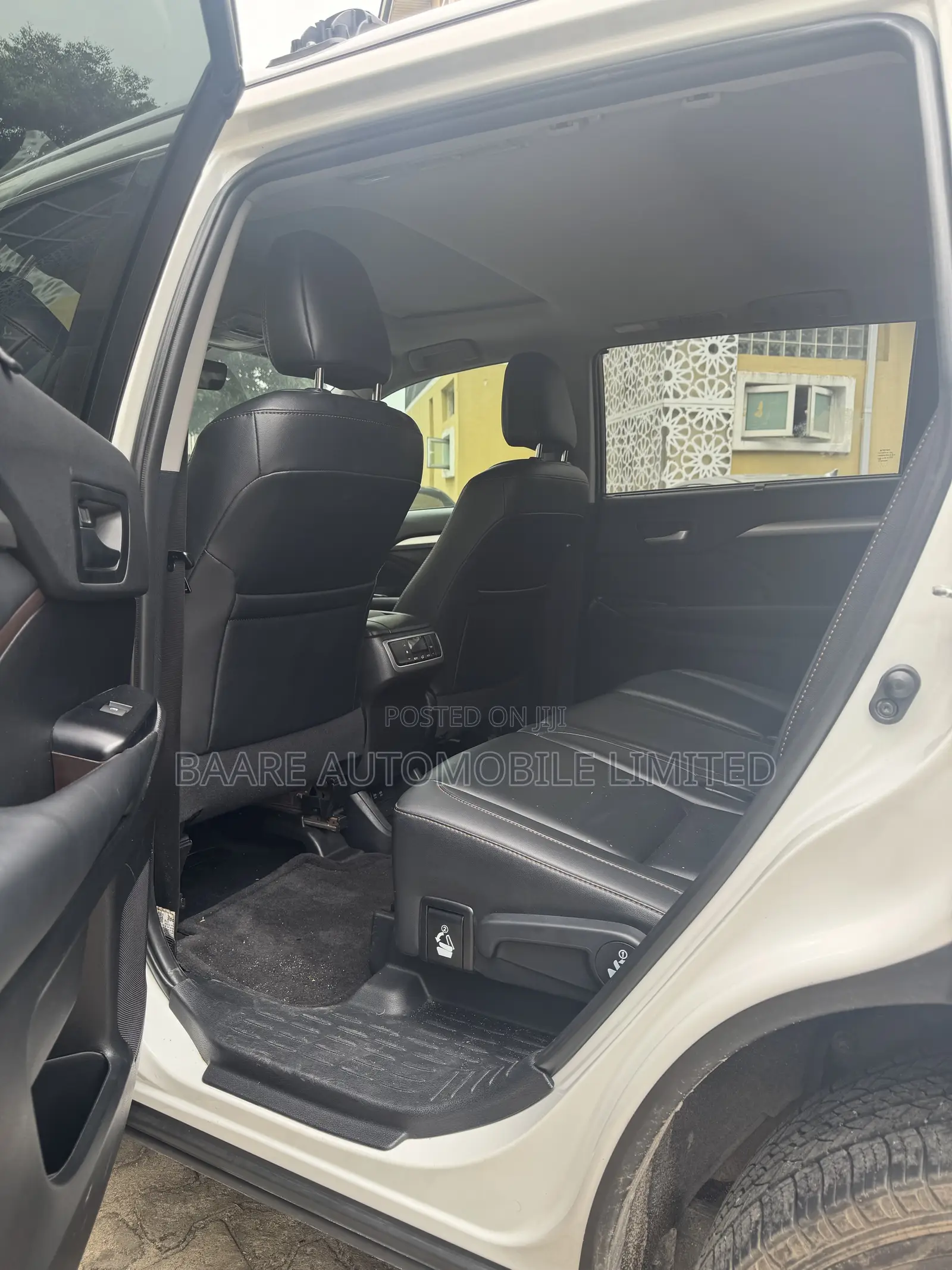 Toyota Highlander XLE 2019 White
