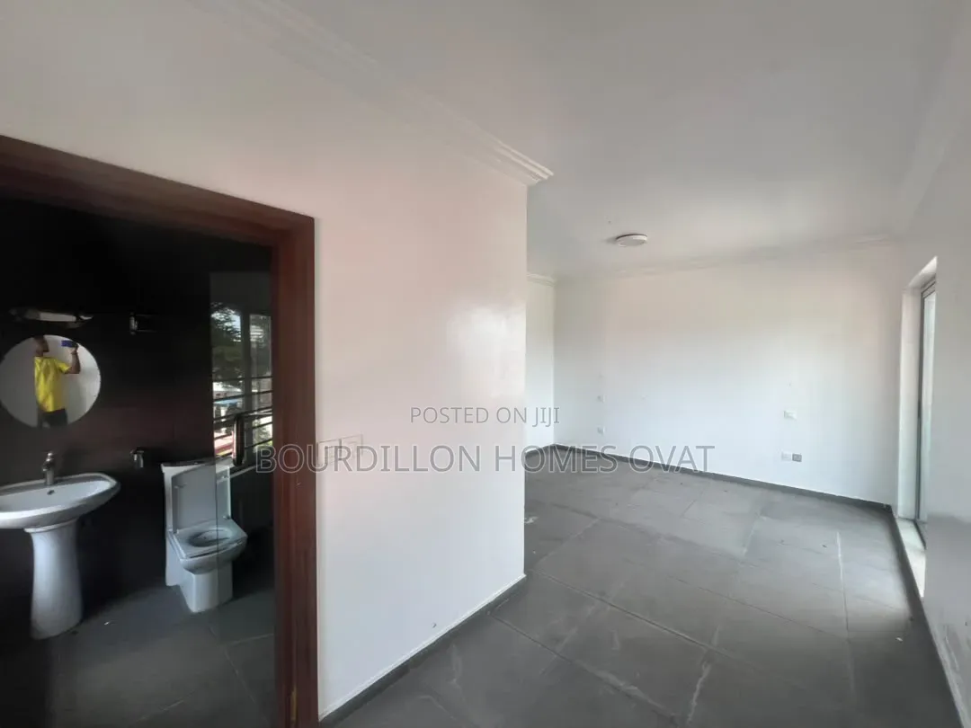 3bdrm Duplex in Lekki Phase 1 for rent