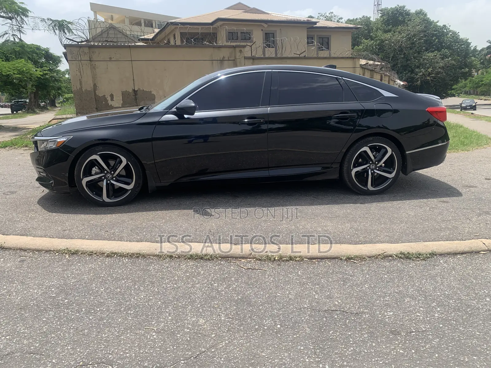 Honda Accord Touring 2.0T 2021 Black