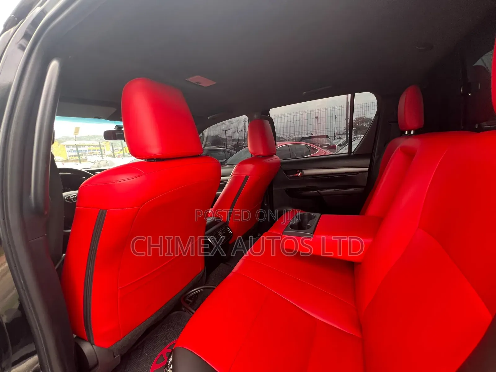 Toyota Hilux 2024 Black