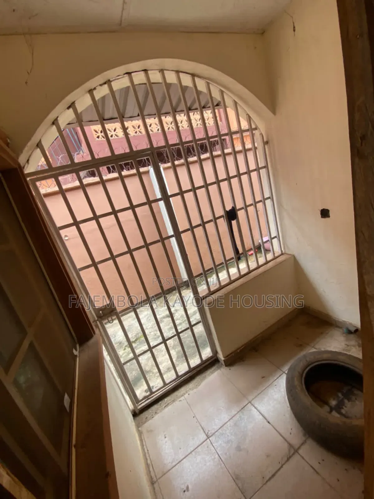 3bdrm Bungalow in Opeyemi, Wema, Alakia for rent