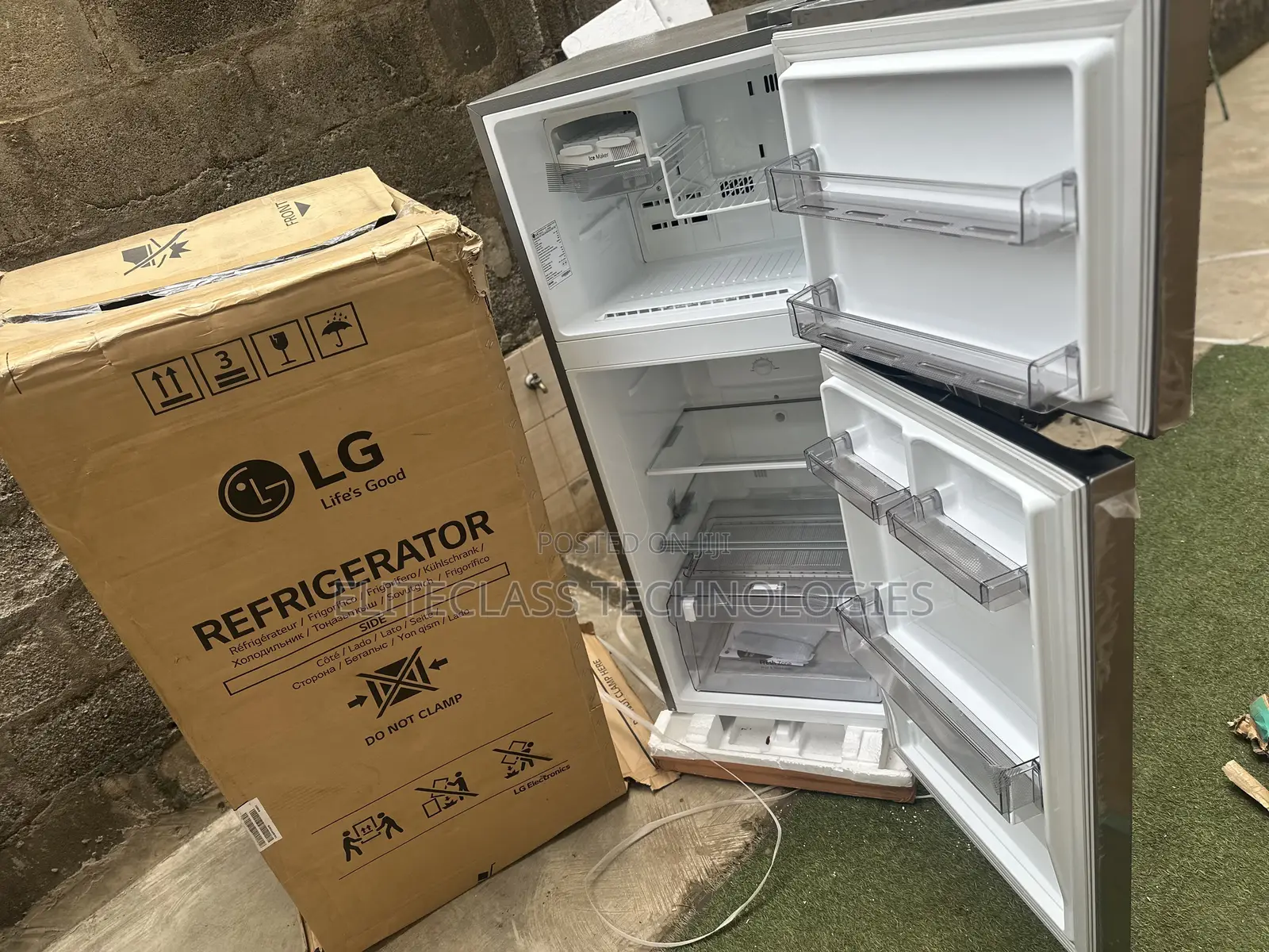 Brand New LG Inverter Refrigerator With 260L Capacity