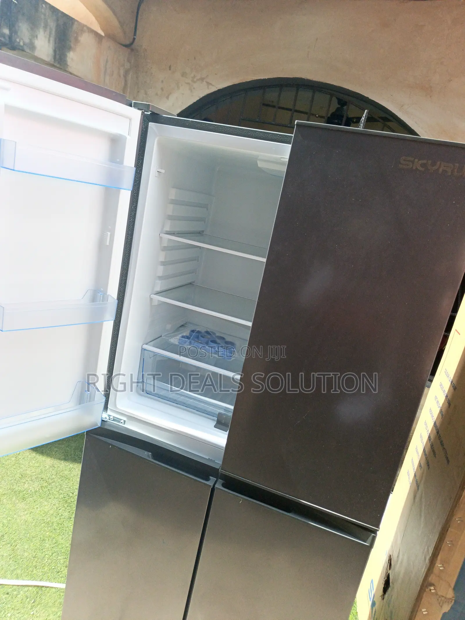 Skyrun 450HC Fridge – Keep Your Food Fresh Longer