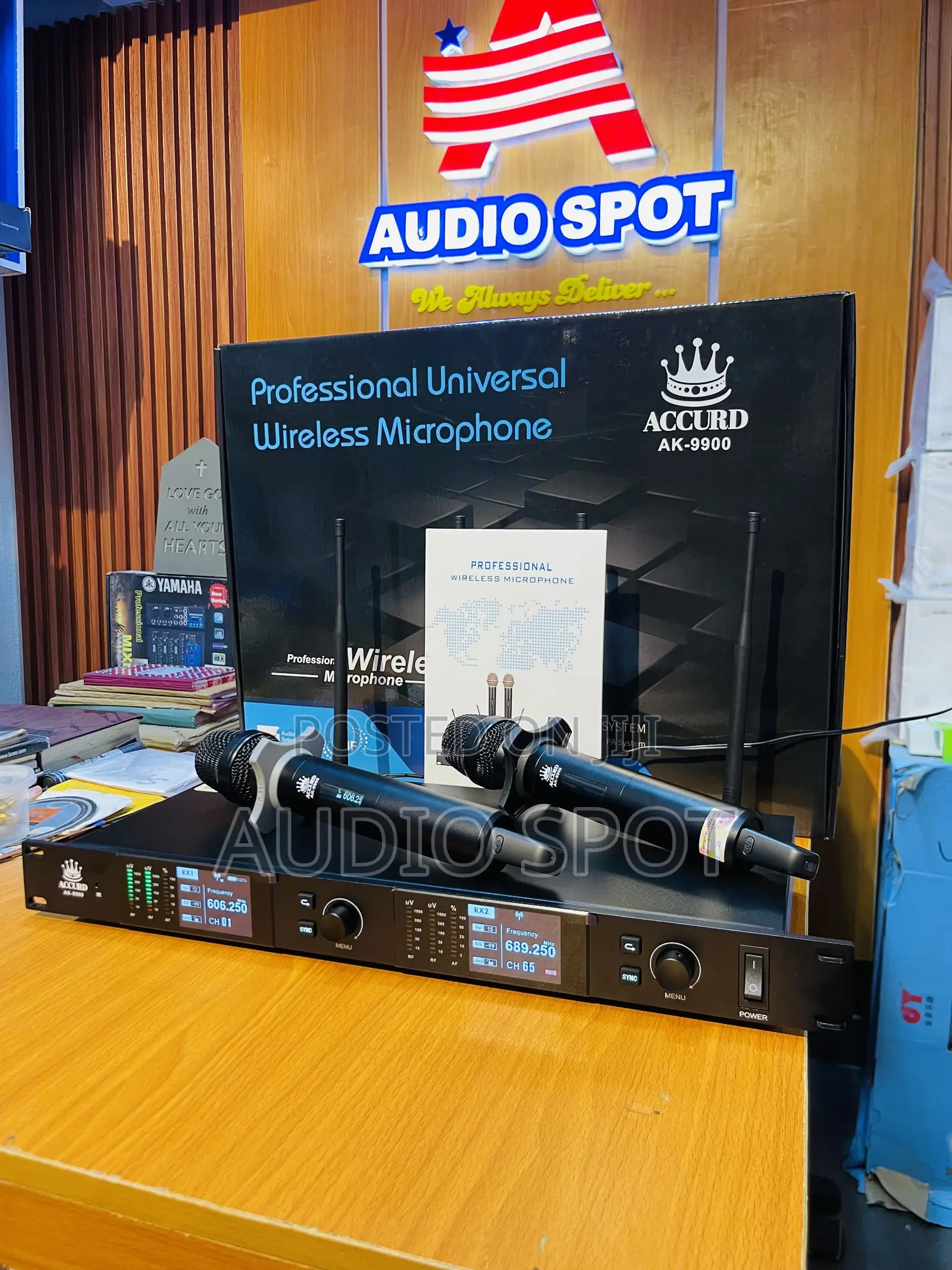 ACCURD AK-9900 Professional Dual Handheld Digital Wireless Microphone