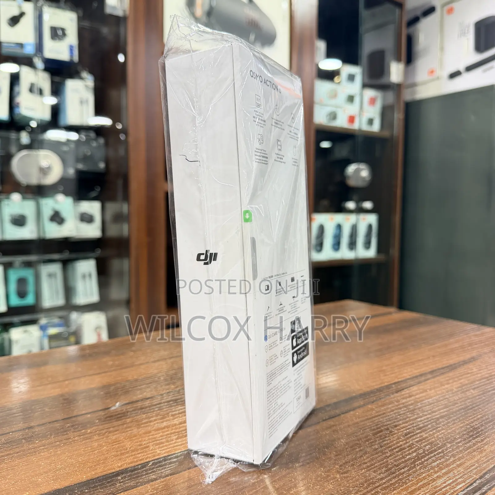 DJI Osmo Action 6 Adventure Combo