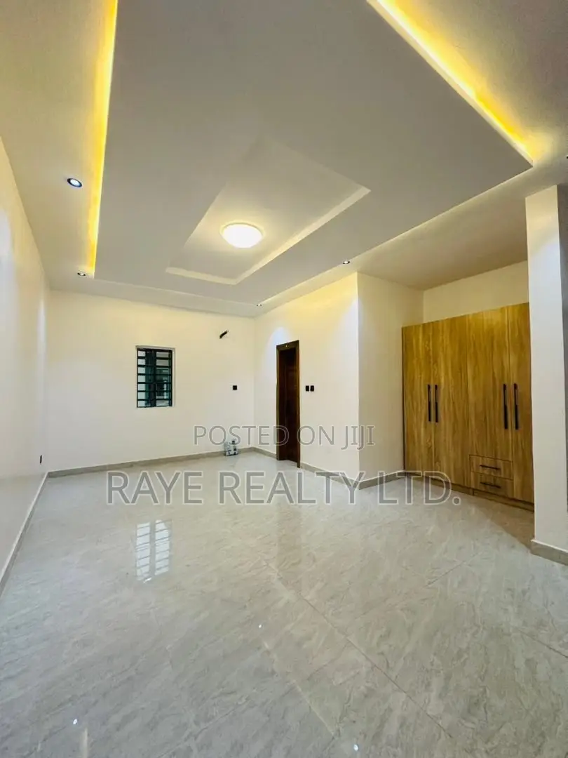 5bdrm Duplex in GRA Phase 2 Shangisha for sale