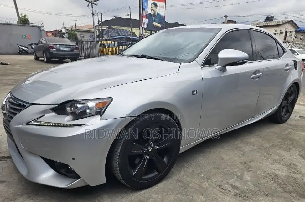 Lexus IS 2015 Gray