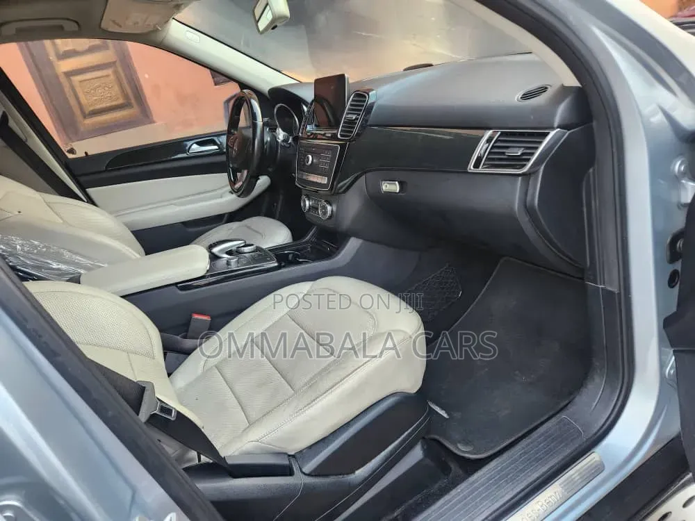 Mercedes-Benz GLE-Class 2017 Silver