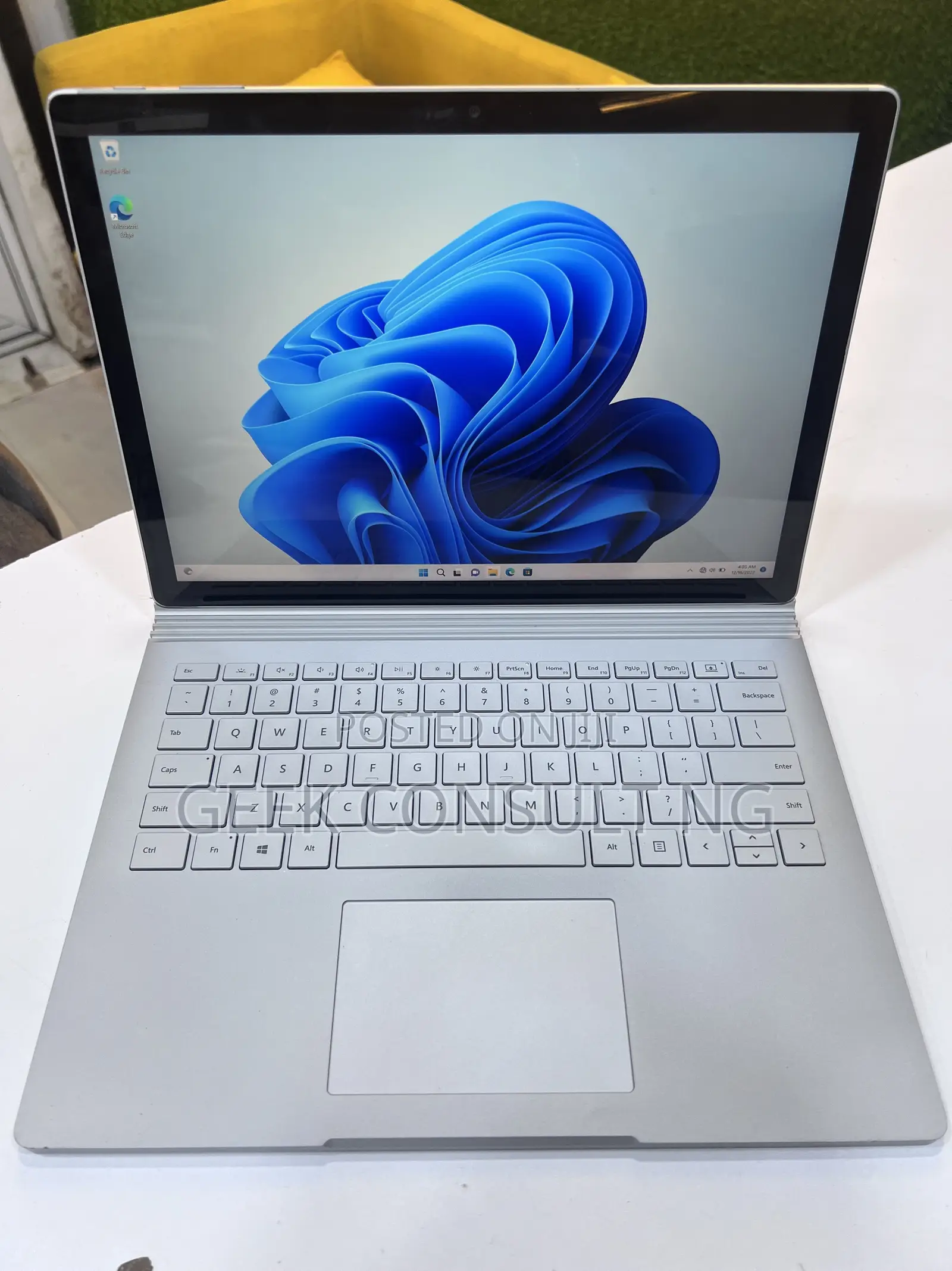 Laptop Microsoft Surface Book 2 16GB Intel Core i7 SSD 512GB