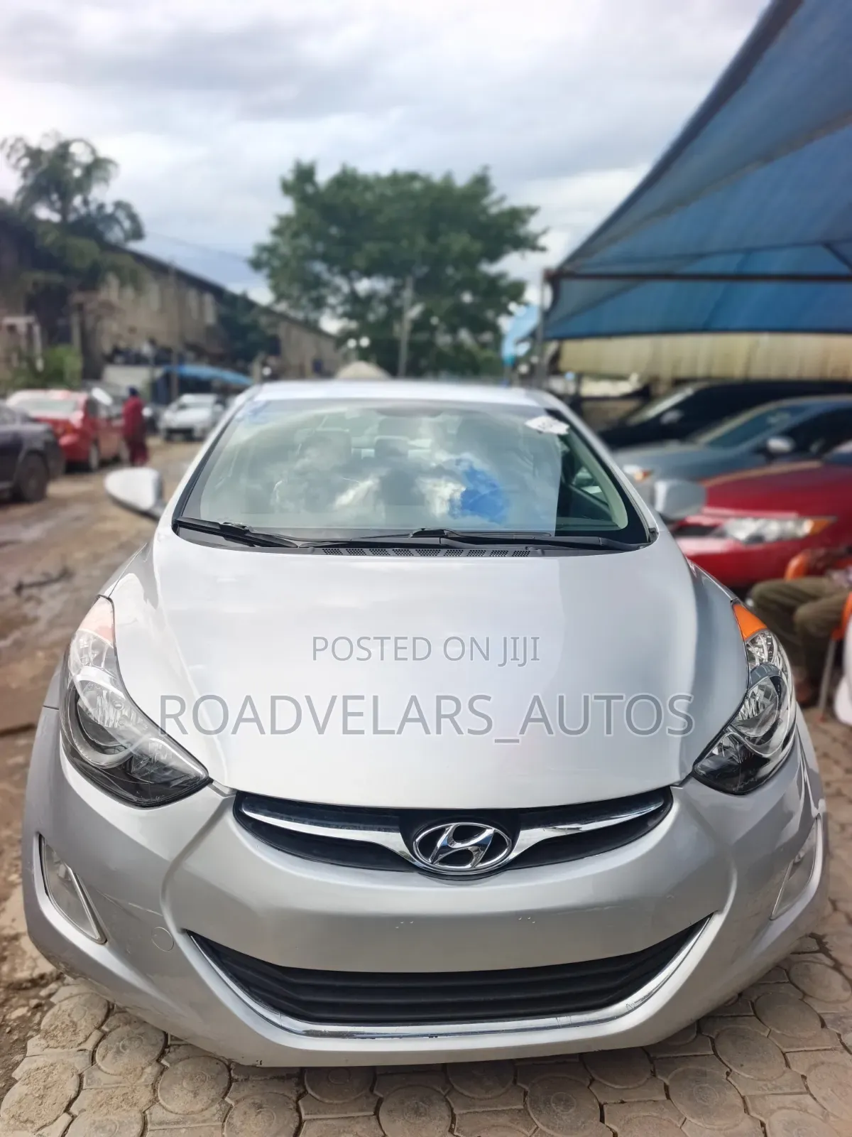 Hyundai Elantra GLS Sedan FWD (1.8L 4cyl 6M) 2013 Silver