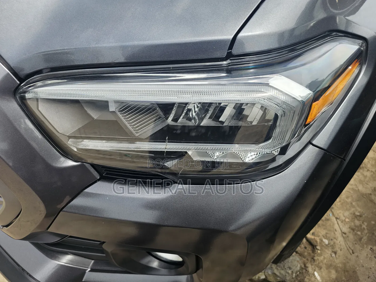 Toyota Tacoma 2024 Gray