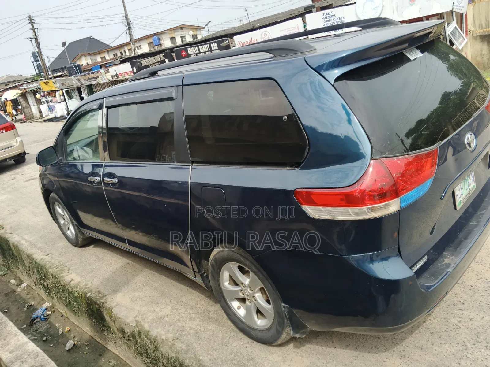 Toyota Sienna 2012 Blue