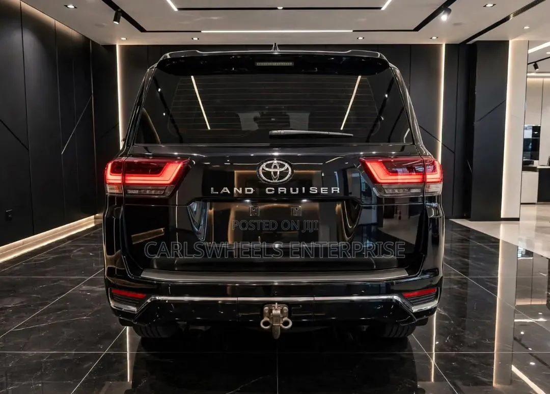 Toyota Land Cruiser 2022 Black