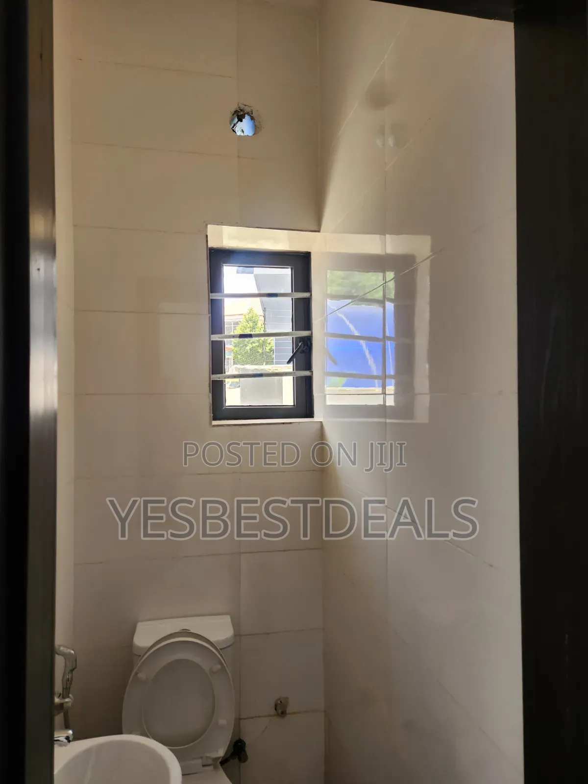Furnished 3bdrm Townhouse/Terrace in Apo Resettlement for sale