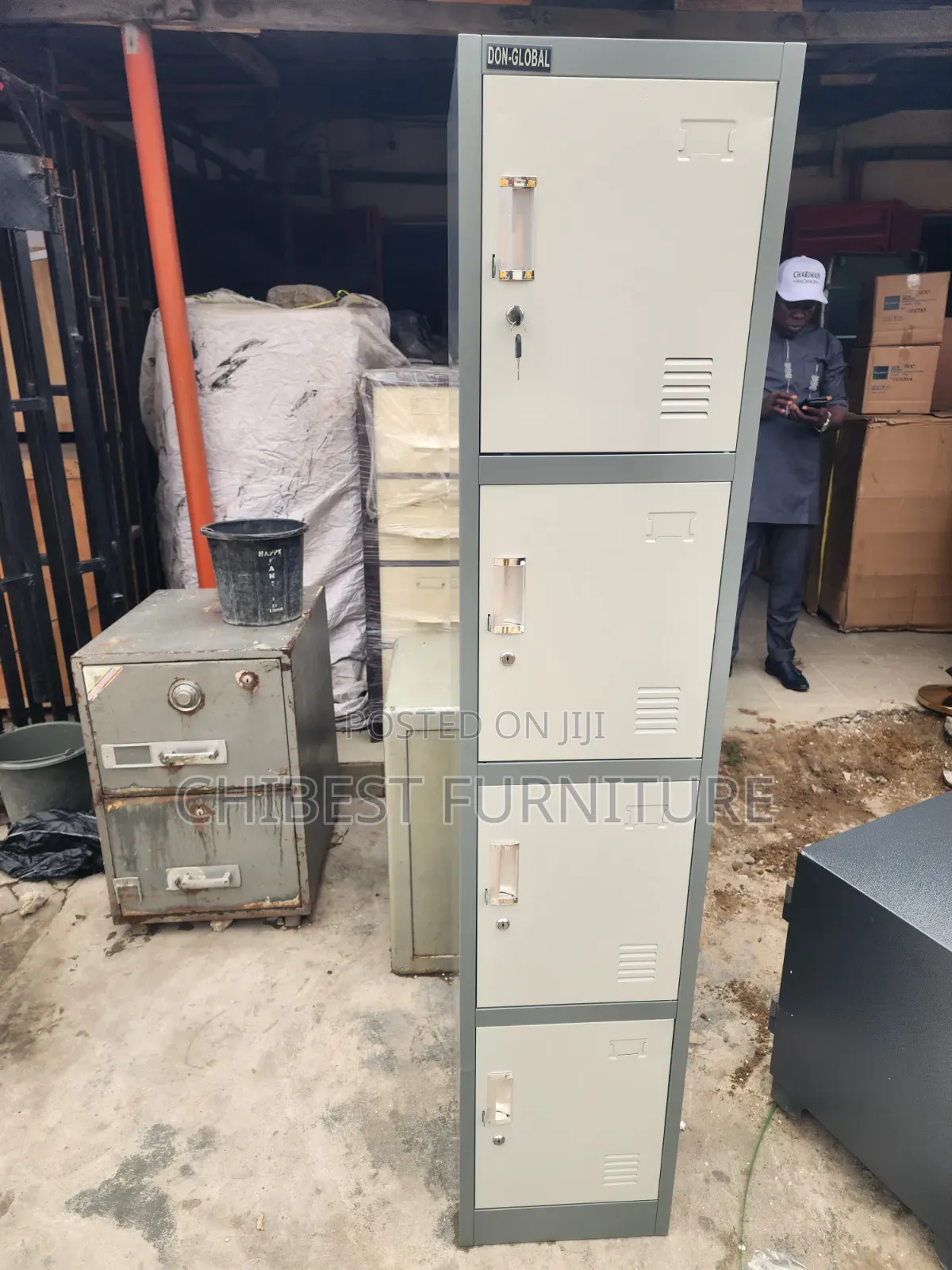 4doors Metal Staff Locker Available for Sale.