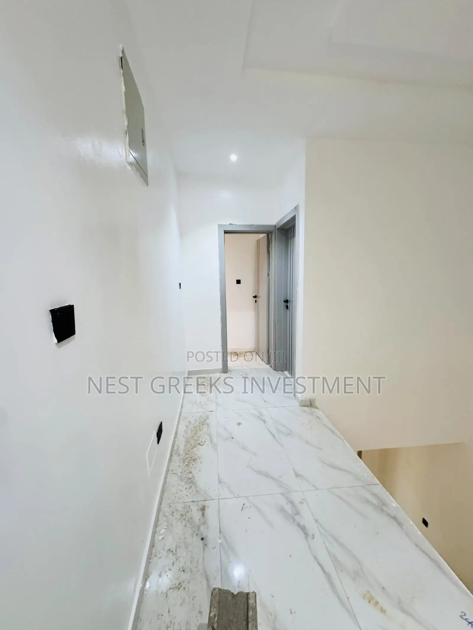 4bdrm Duplex in Berger for sale