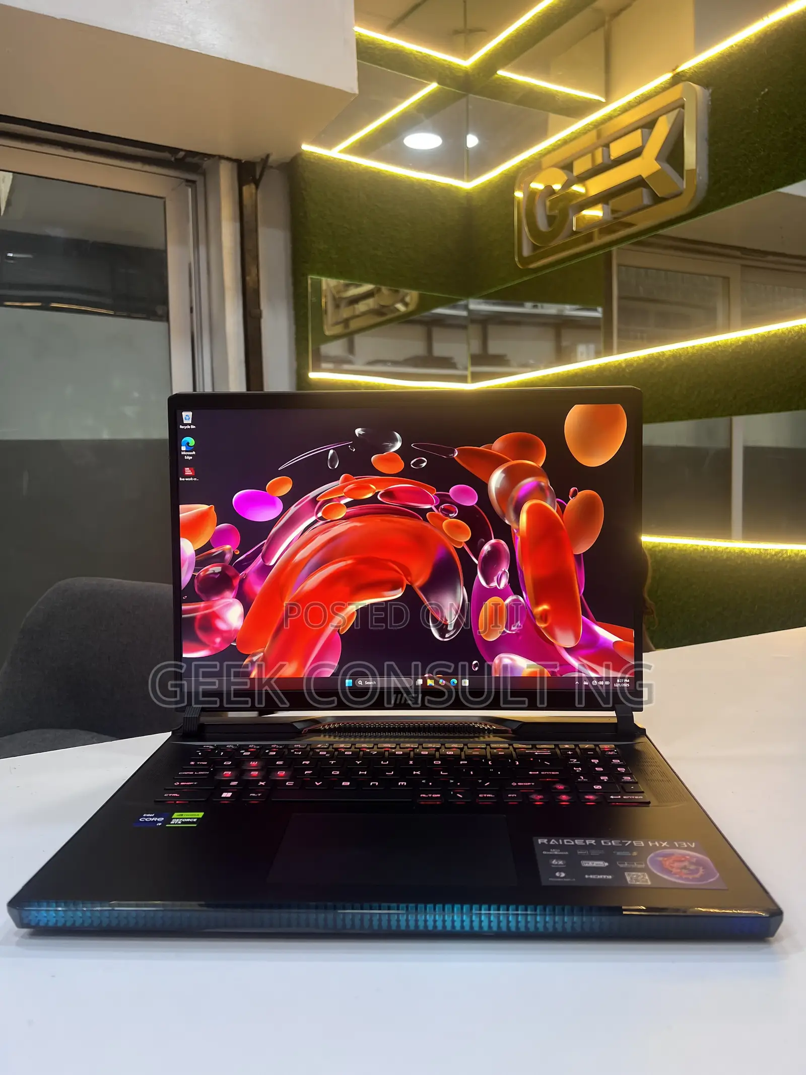 Laptop MSI Raider GE78HX 32GB Intel Core i9 SSD 1T