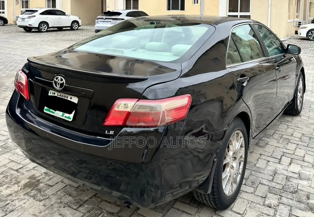 Toyota Camry LE 4dr Sedan (2.4L 4cyl 5A) 2008 Black