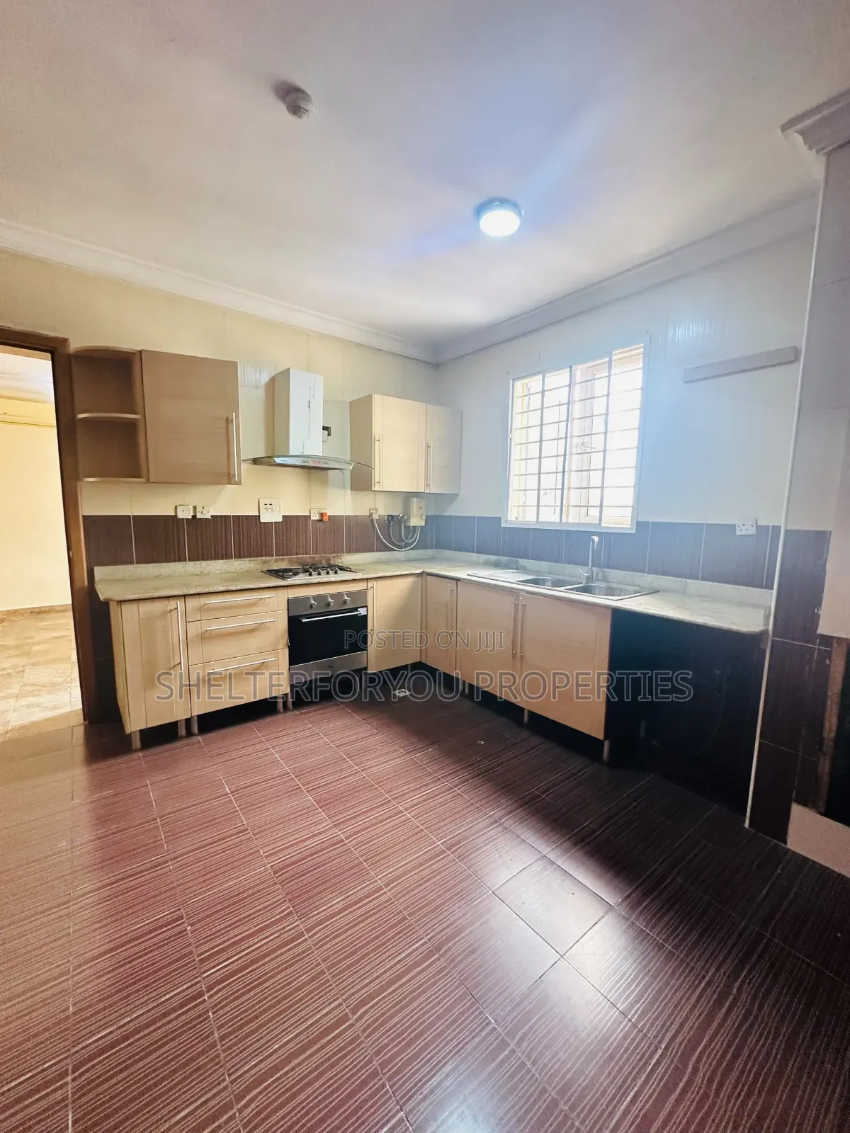 3bdrm Apartment in Lekki Phase 1 for rent