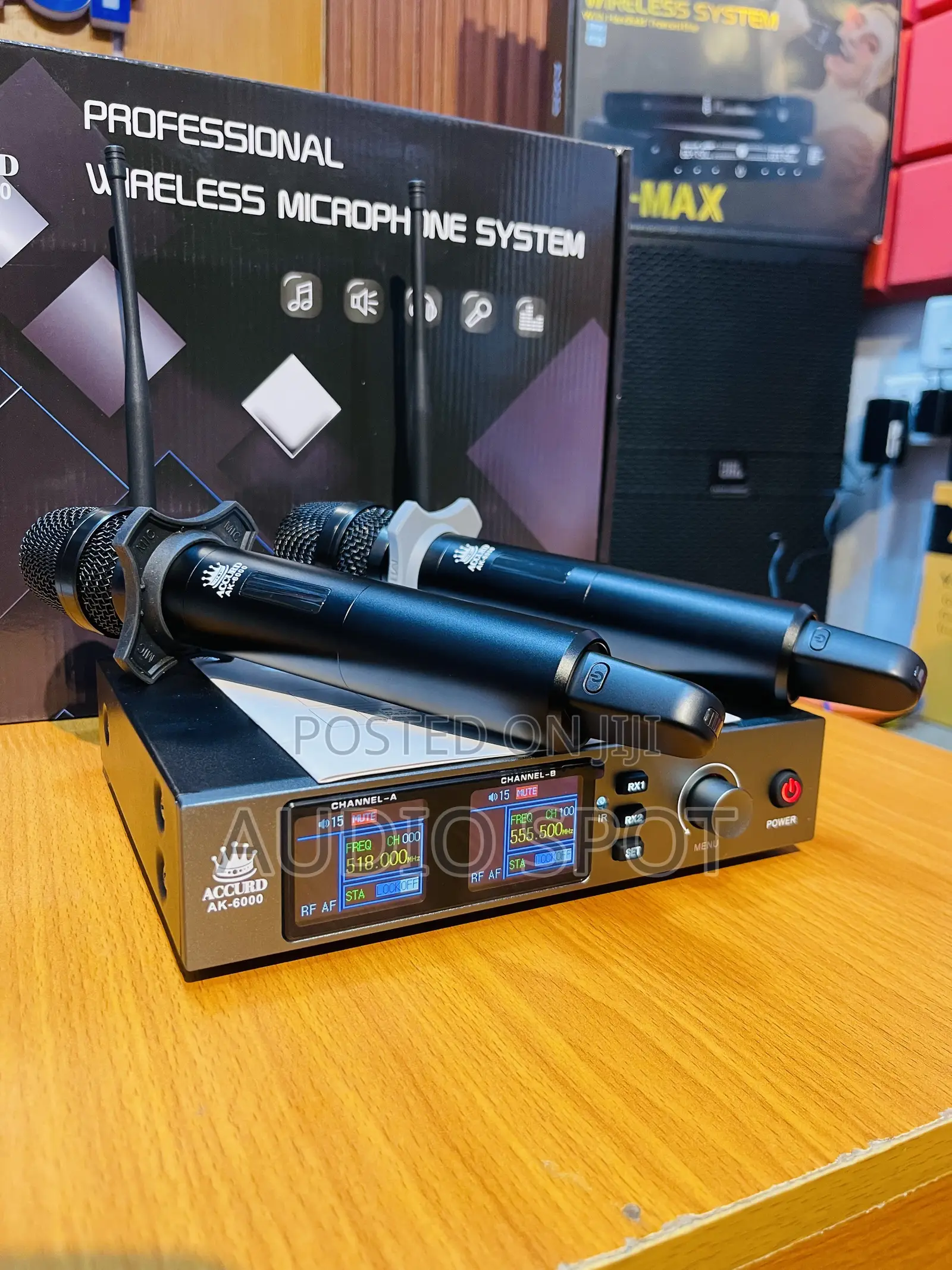 Accurd Ak-6000 Professional Dual Handheld Digital Wireless Microphone