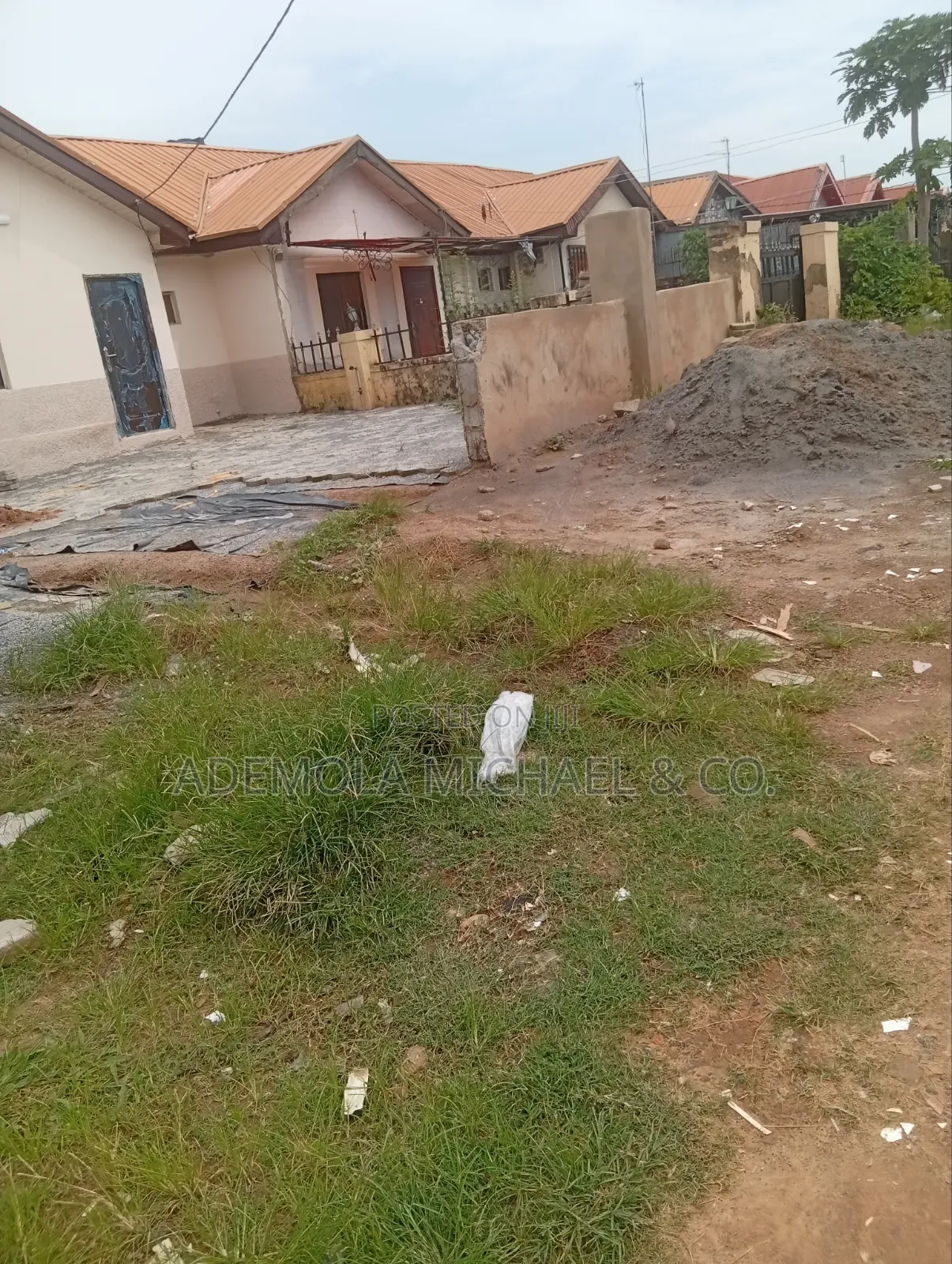 1bdrm Bungalow in Army Estate, Kurudu for sale