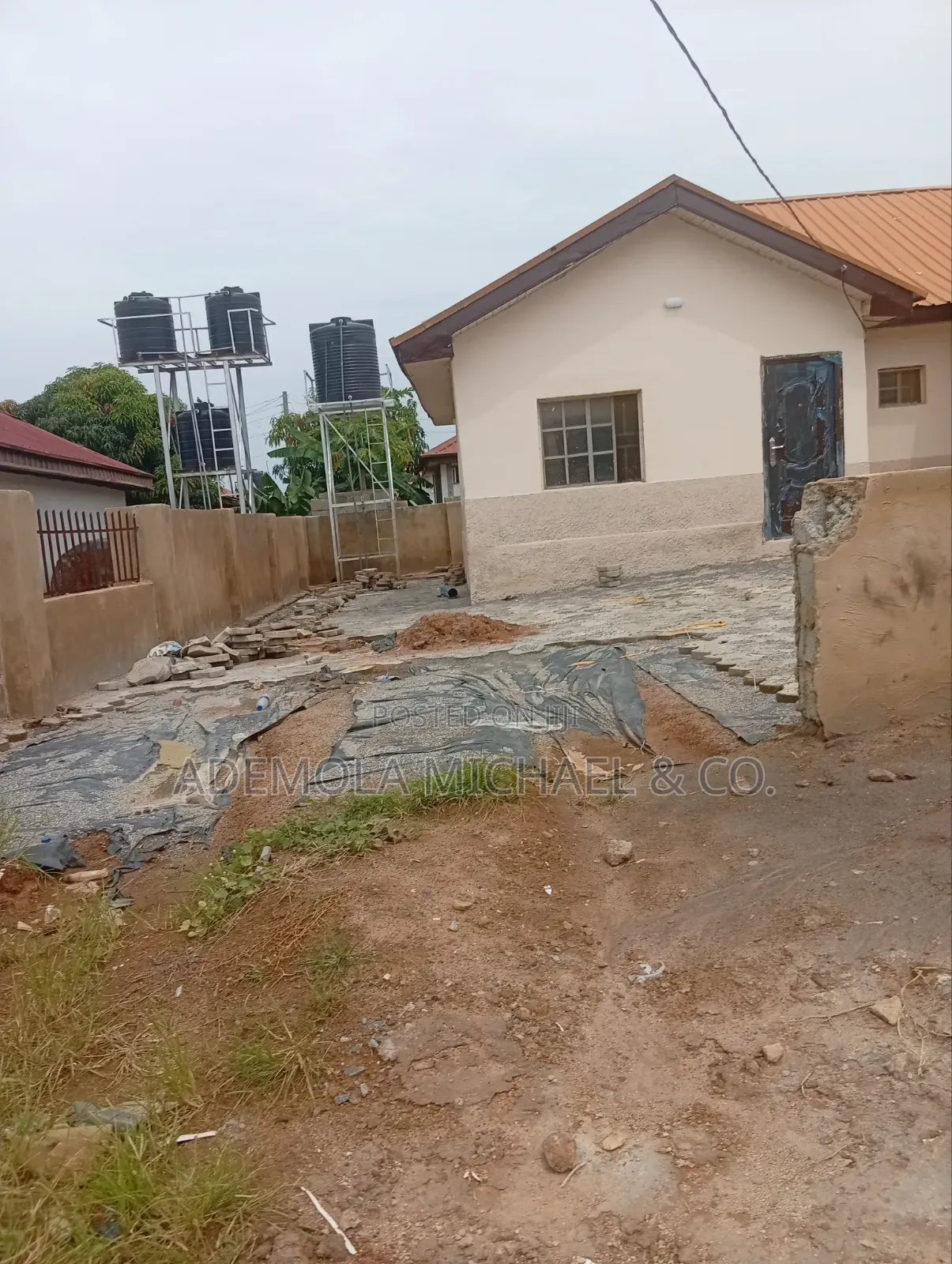 1bdrm Bungalow in Army Estate, Kurudu for sale