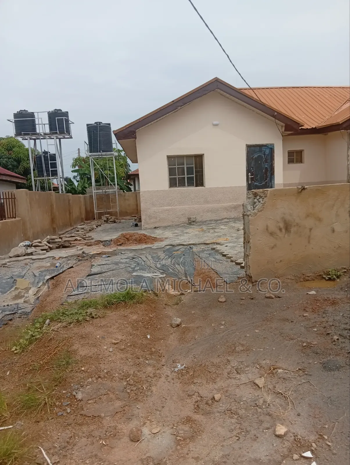 1bdrm Bungalow in Army Estate, Kurudu for sale