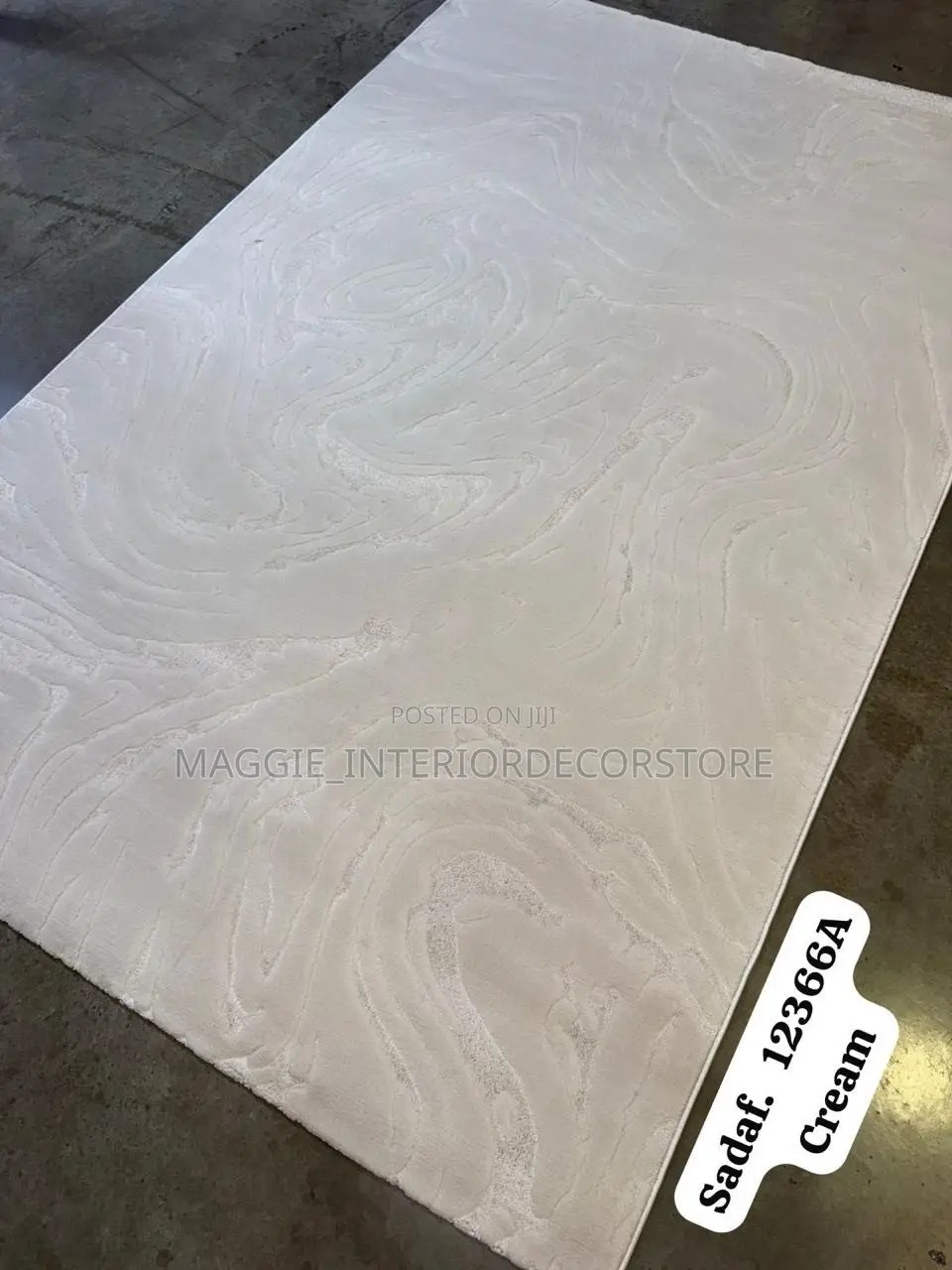 Center Rugs