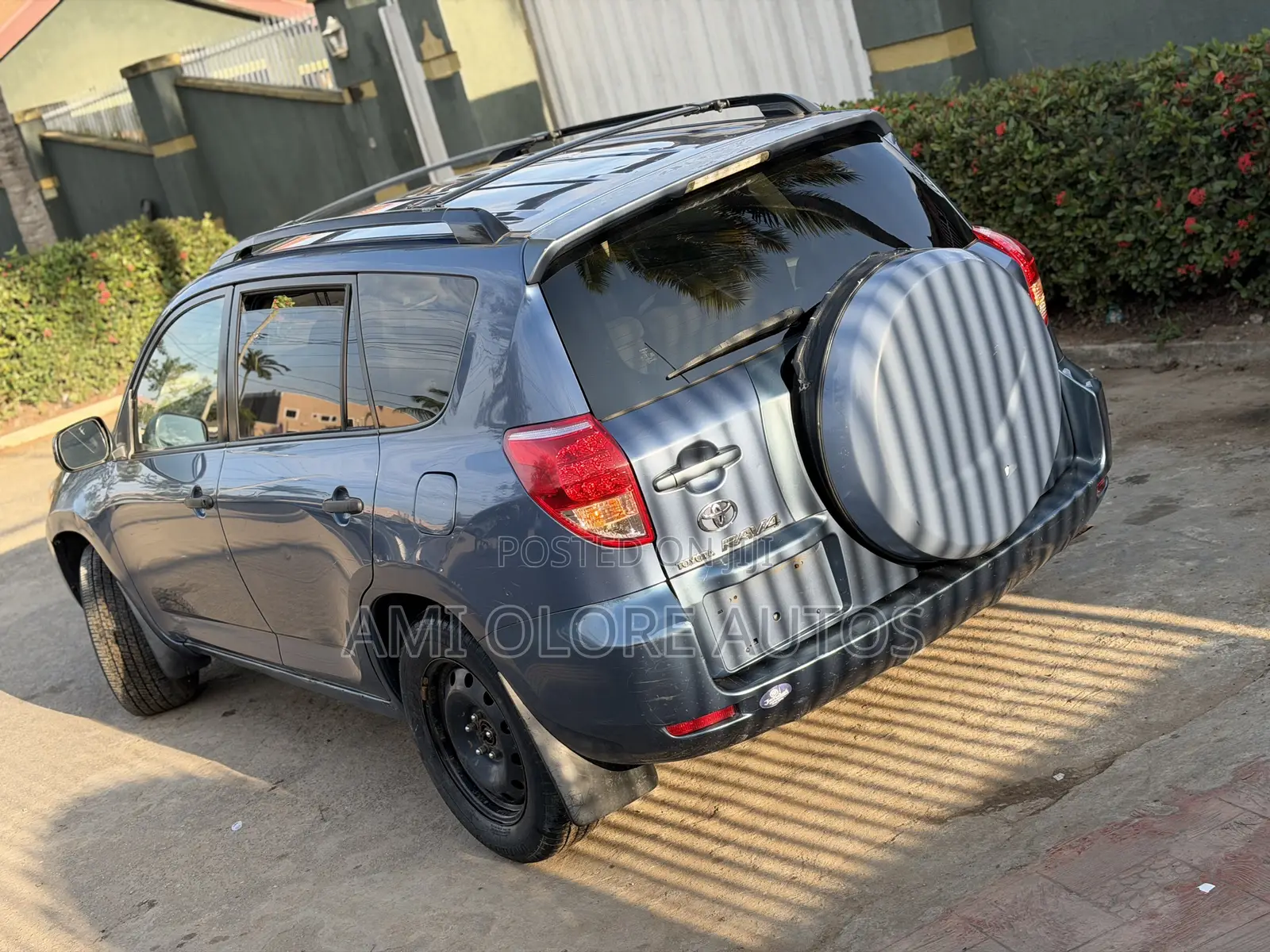 Toyota RAV4 Limited 2008 Blue