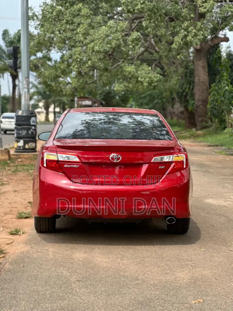 Toyota Camry SE Limited Edition 4dr Sedan (2.5L 4cyl 6A) 2012 Red