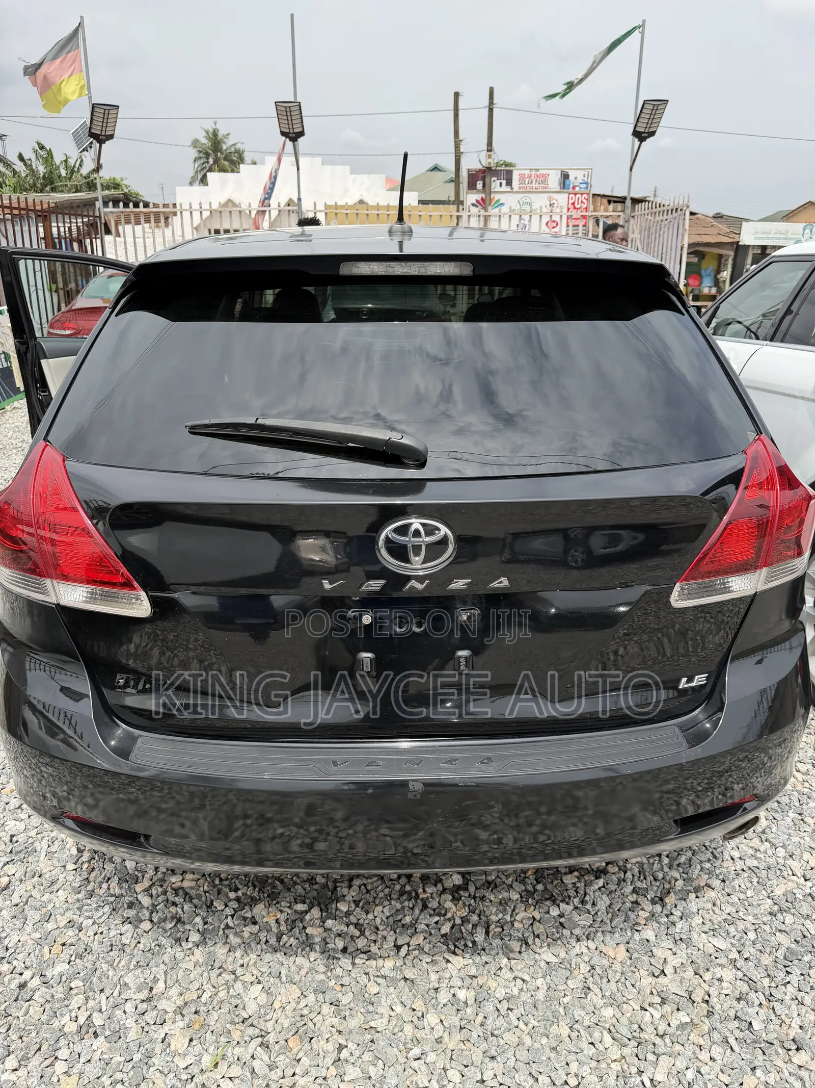 Toyota Venza LE FWD 2013 Black