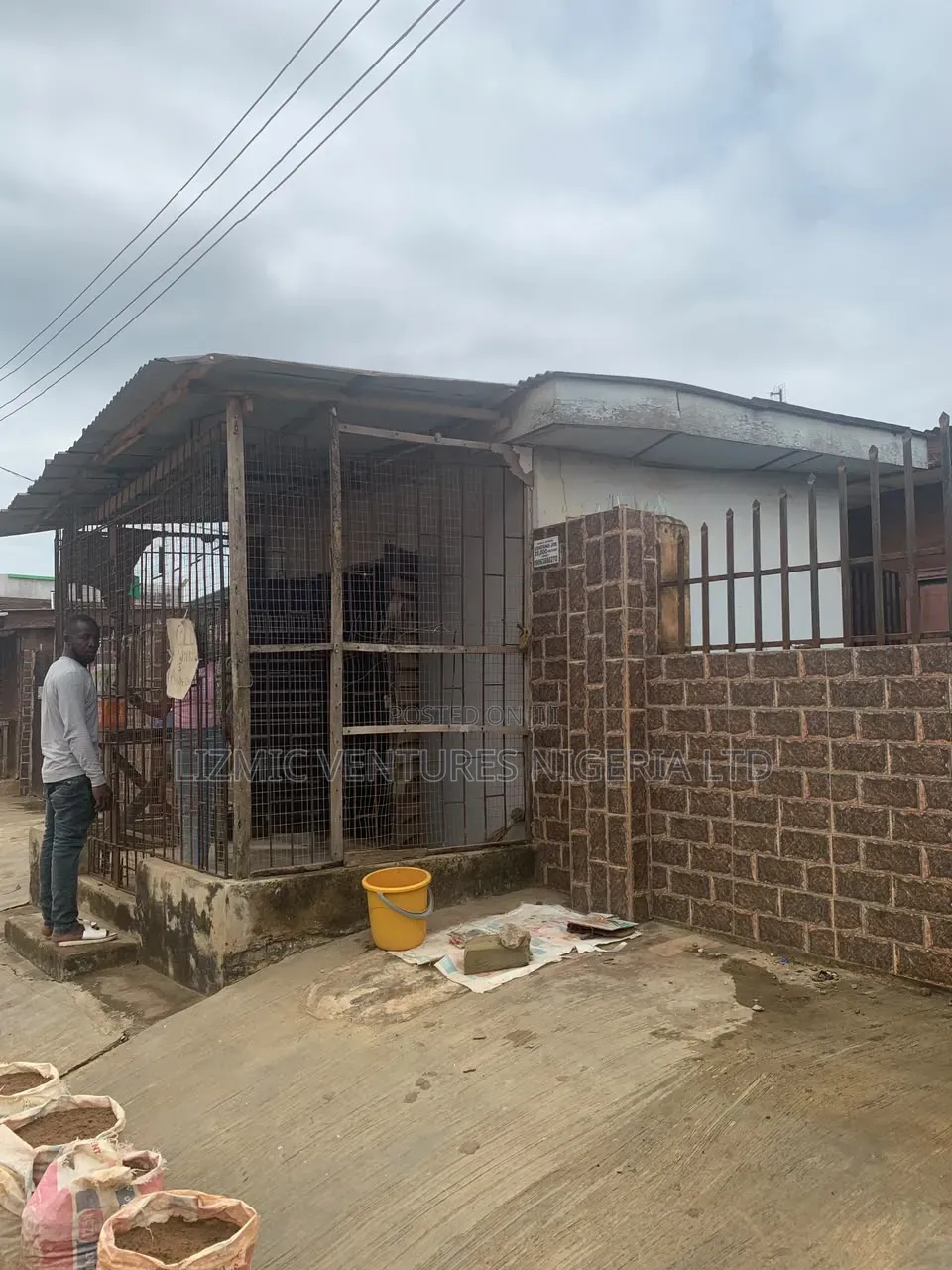 Furnished 3bdrm Bungalow in Isuti, Igando / Ikotun/Igando for sale