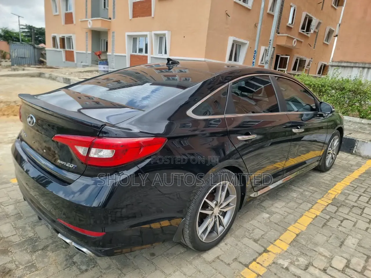 Hyundai Sonata Sport 2.0T Sedan FWD (2.0L 4cyl 6A) 2017 Black