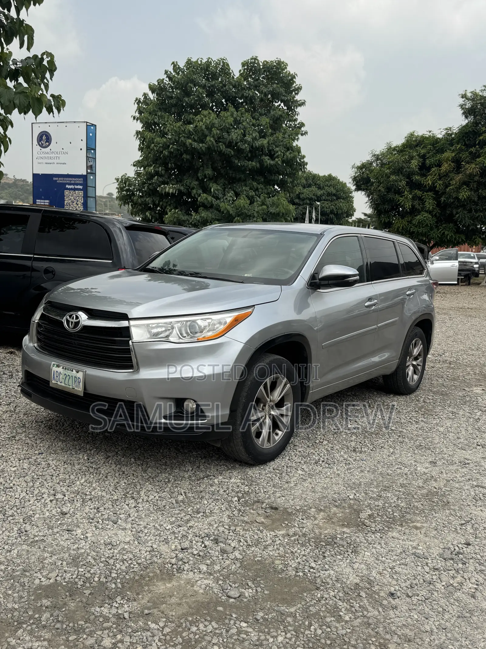 Toyota Highlander LE 4dr SUV (3.5L 6cyl 6A) 2015 Silver