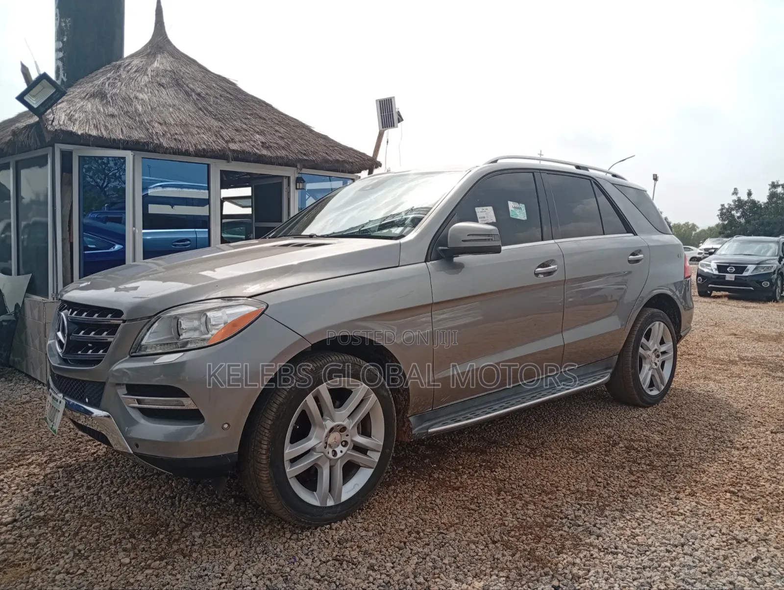 Mercedes-Benz M Class ML350 4dr SUV (3.5L 6cyl 7A) 2015 Beige