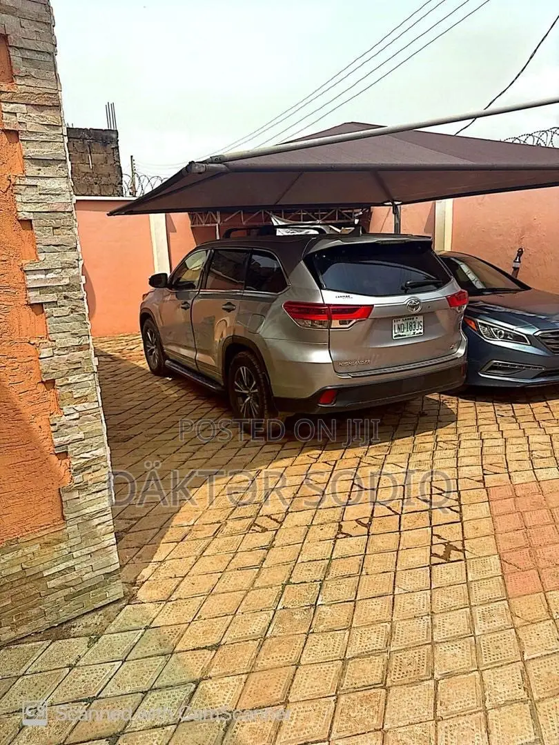 Toyota Highlander 2016 Silver
