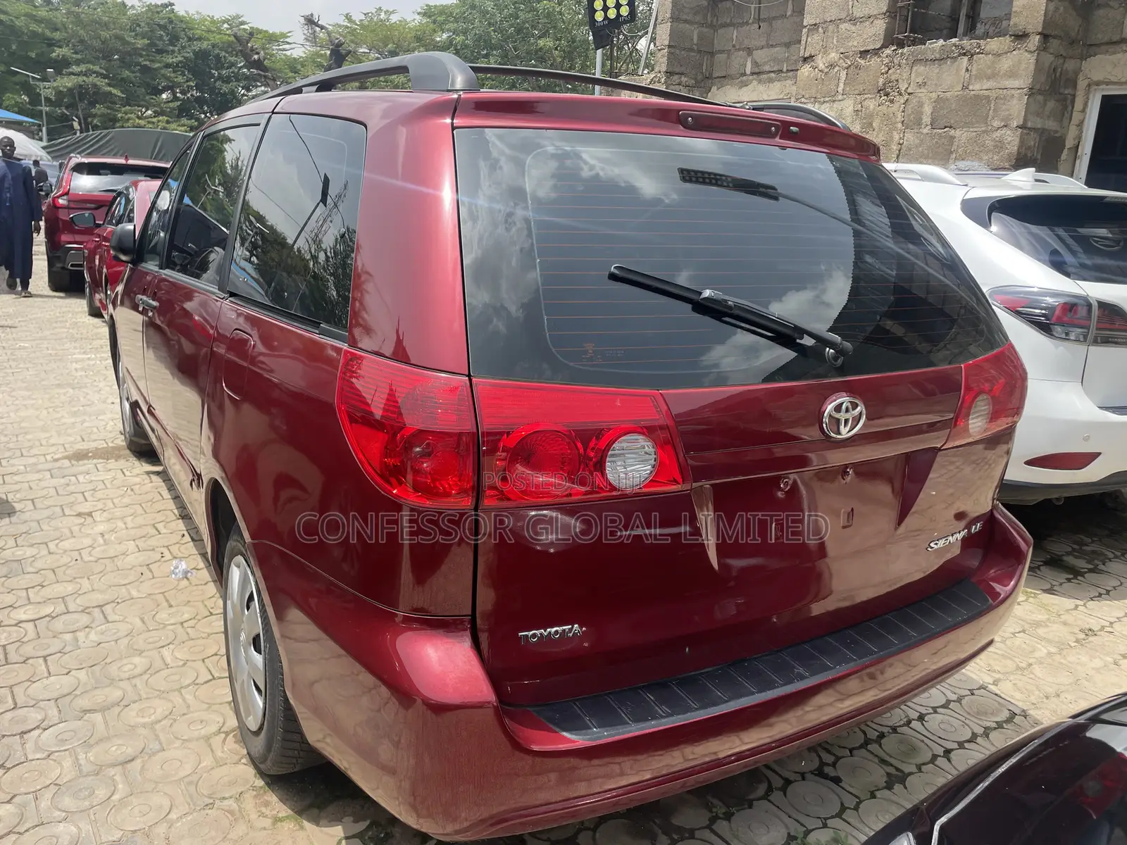 Toyota Sienna 2007 Red